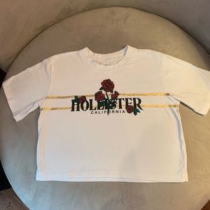 Hollister Graphic tee